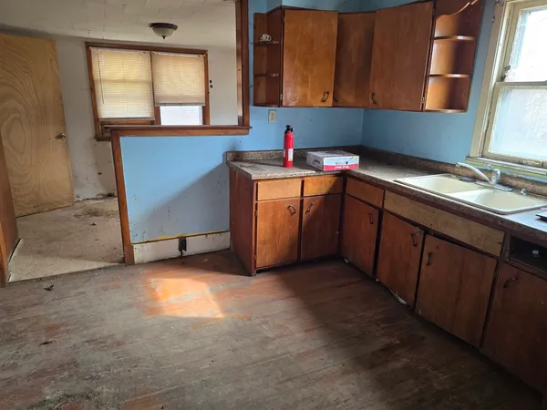 $34,900 | 302 North Bluff Street, Albany, IL 61230
