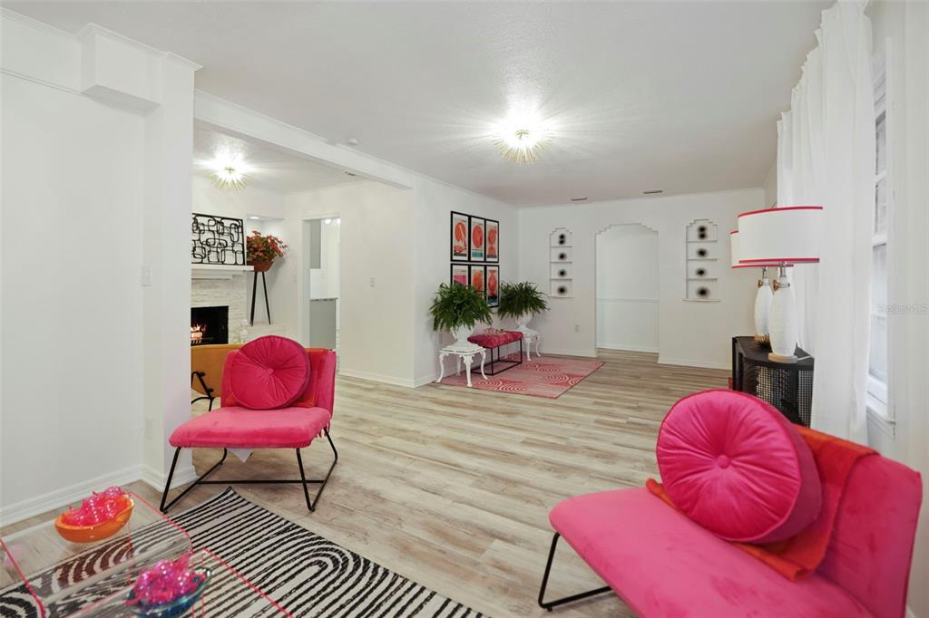 559 Scotland Street Dunedin, FL 34698 - Photo 13 of 66