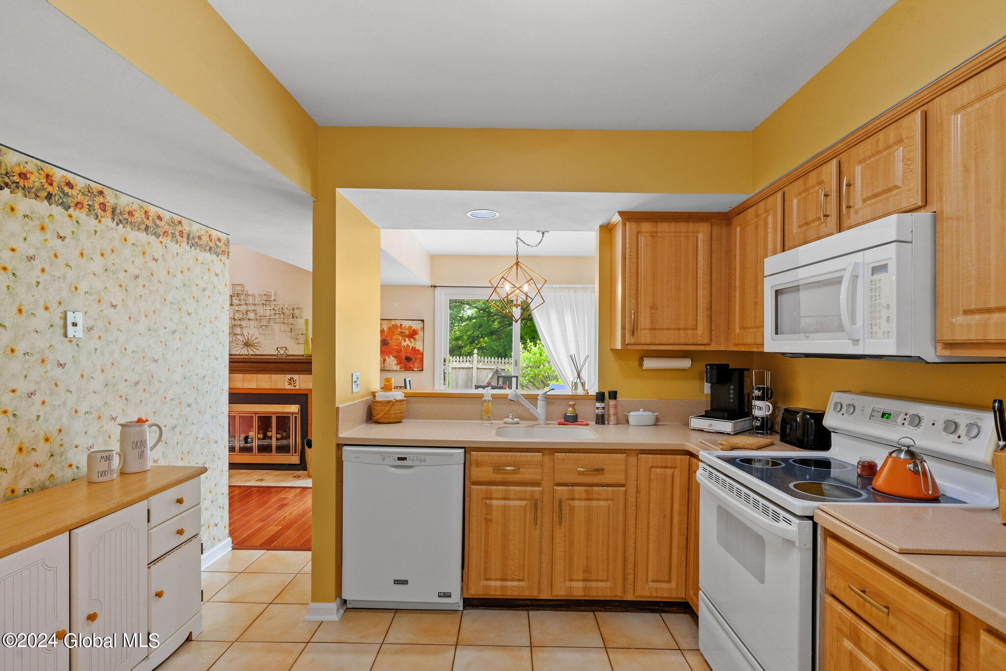 20 Quincy Road Bethlehem, NY 12077 - Photo 17 of 48 23-web-or-mls-20-quincy-rd