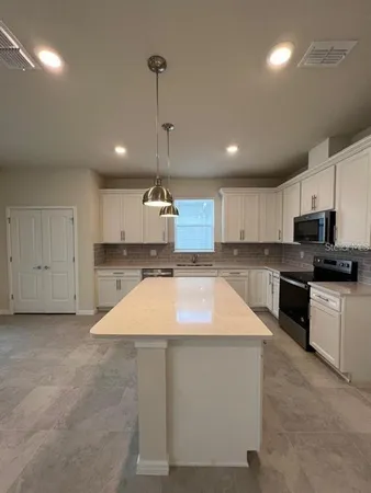 $3,140 | 17547 Saw Palmetto Avenue, Clermont, FL 34714