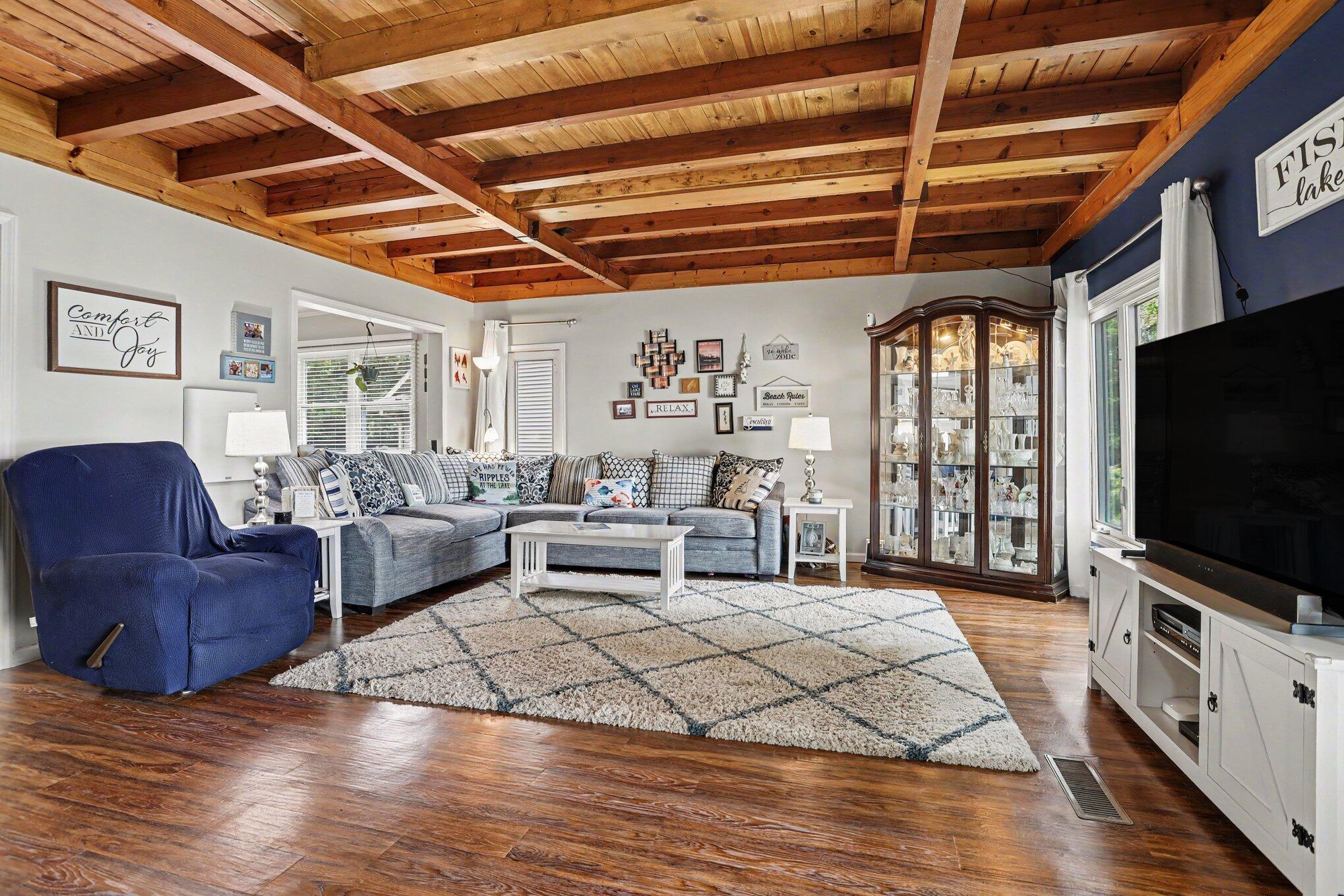 63726 Zabel Shores Road Sturgis, MI 49091 - Photo 11 of 28 Living Area