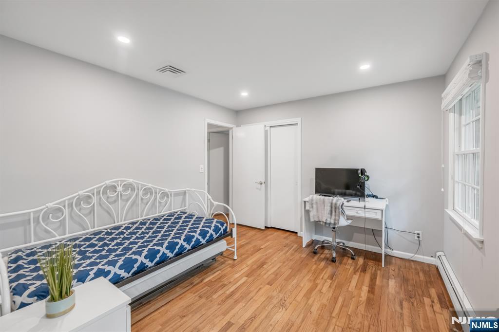 78 Urban Club Road Wayne, NJ 07470 - Photo 31 of 49
