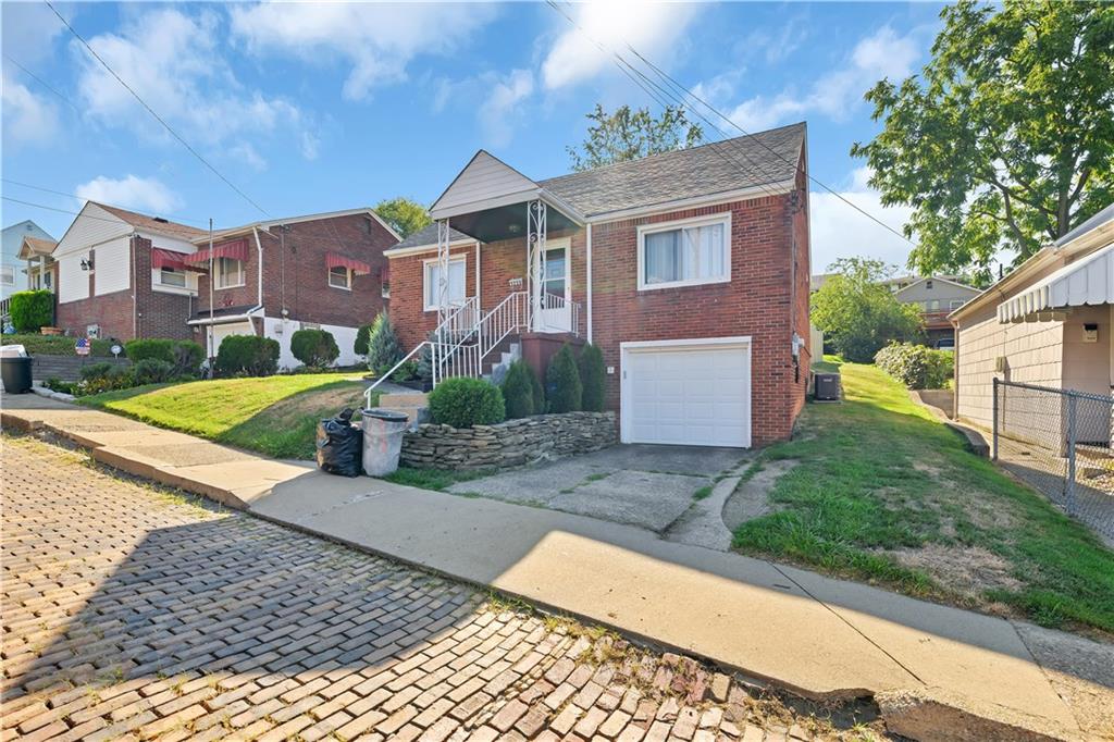 1233 Holmes Street McKees Rocks, PA 15136 - Photo 1 of 24