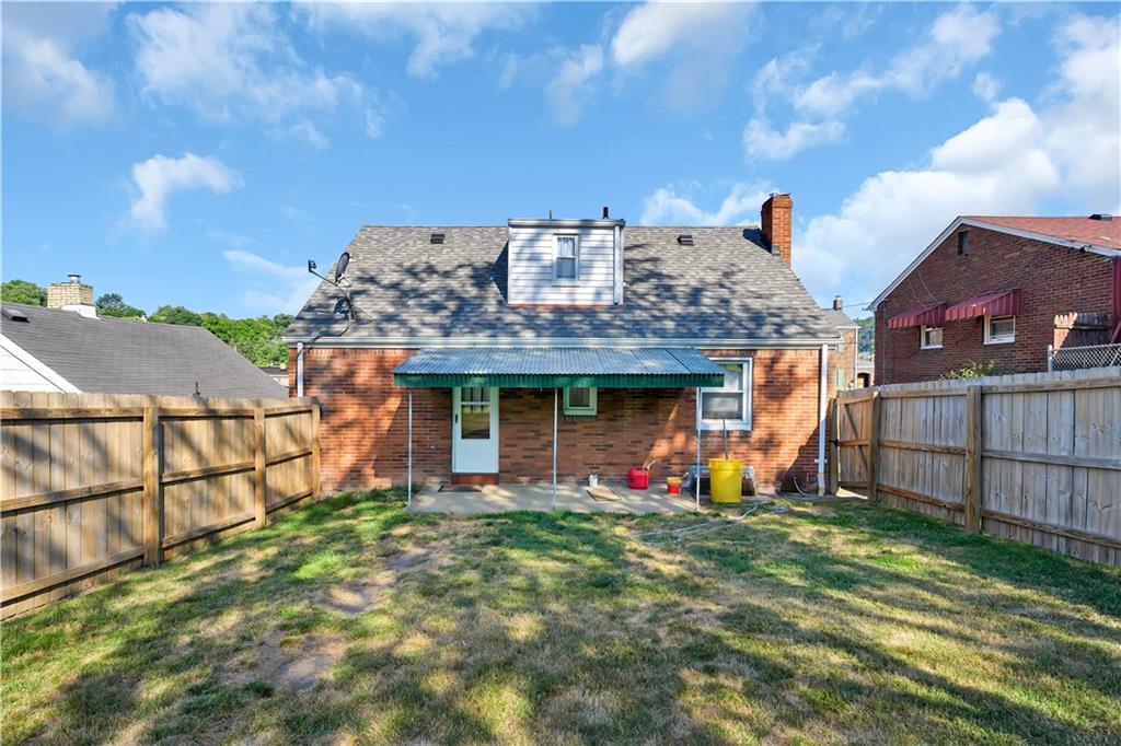 1233 Holmes Street McKees Rocks, PA 15136 - Photo 21 of 24