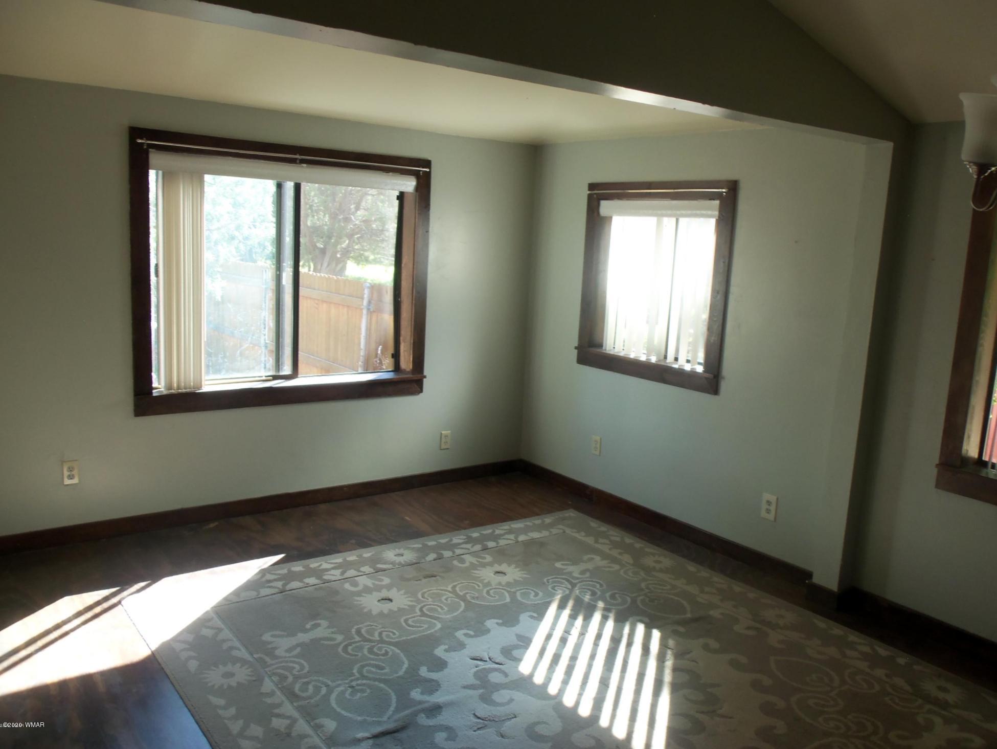 7933 Christmas Tree Road Show Low, AZ 85901 - Photo 11 of 28