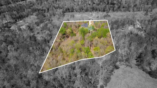 $775,000 | 573 Swift Lane, Southside, TN 37171