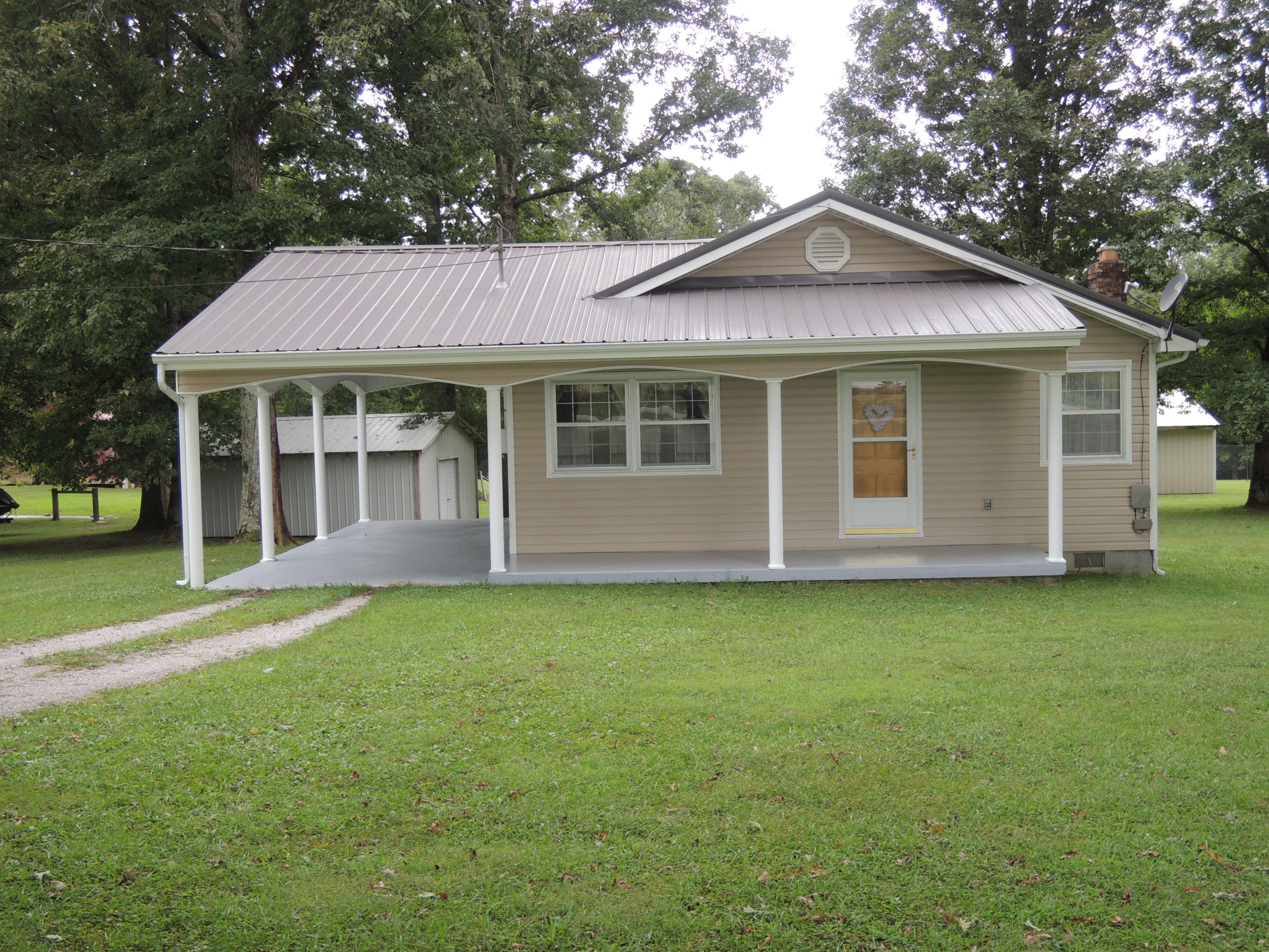 1030 Peters Ford Road Jamestown, TN 38556 - Photo 1 of 17 Dishmon 001