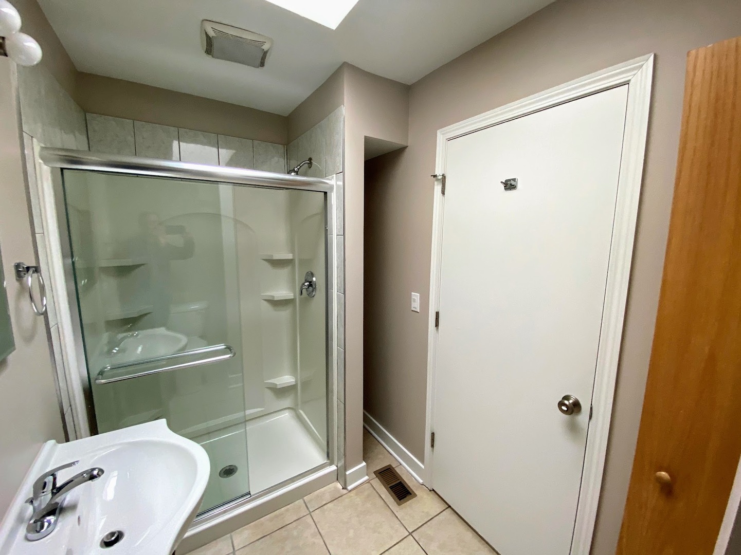 2245 West 21st Street, Unit 4 Chicago, IL 60608 - Photo 14 of 16 a bathroom with a toilet and a shower