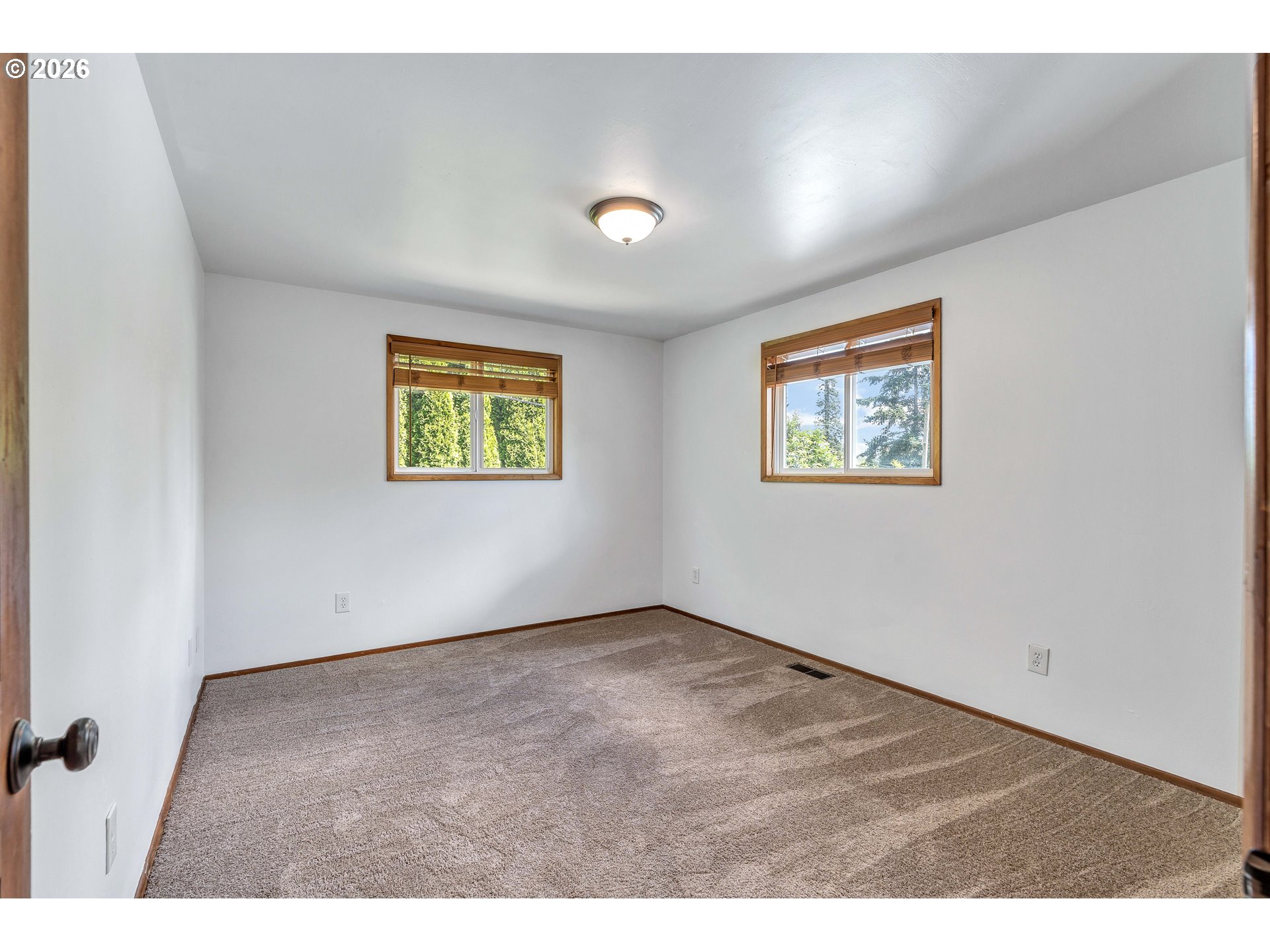 8025 Southwest Schiller Road Portland, OR 97225 - Photo 22 of 48