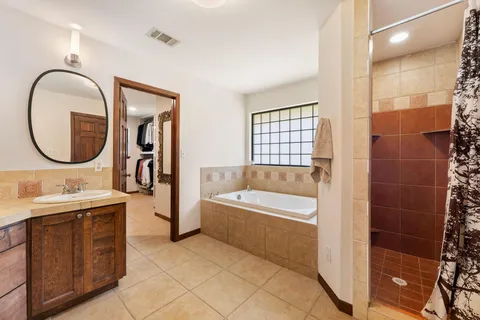 $1,375,000 | 105 Laurelwood Drive North, Austin, TX 78733