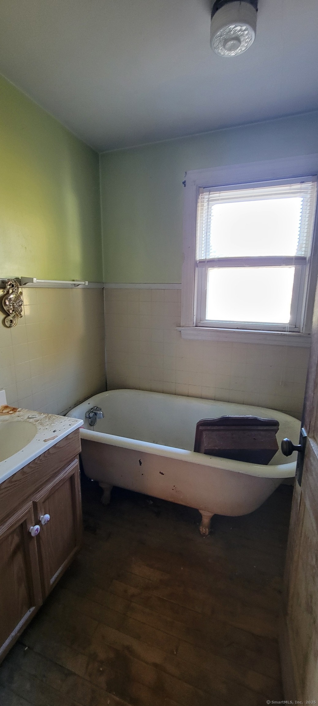 118 Bloomingdale Road Waterford, CT 06375 - Photo 12 of 29