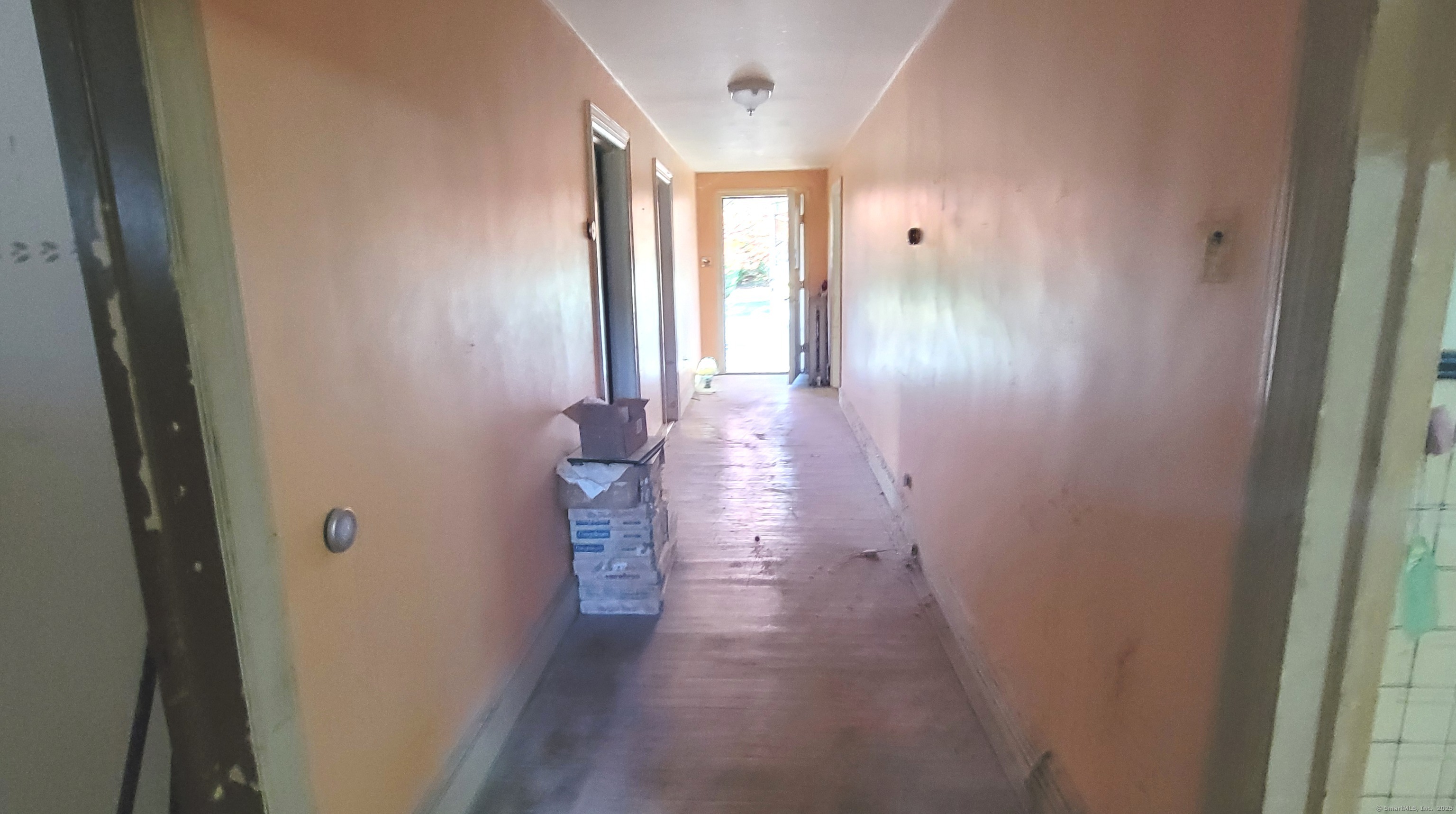 118 Bloomingdale Road Waterford, CT 06375 - Photo 13 of 29