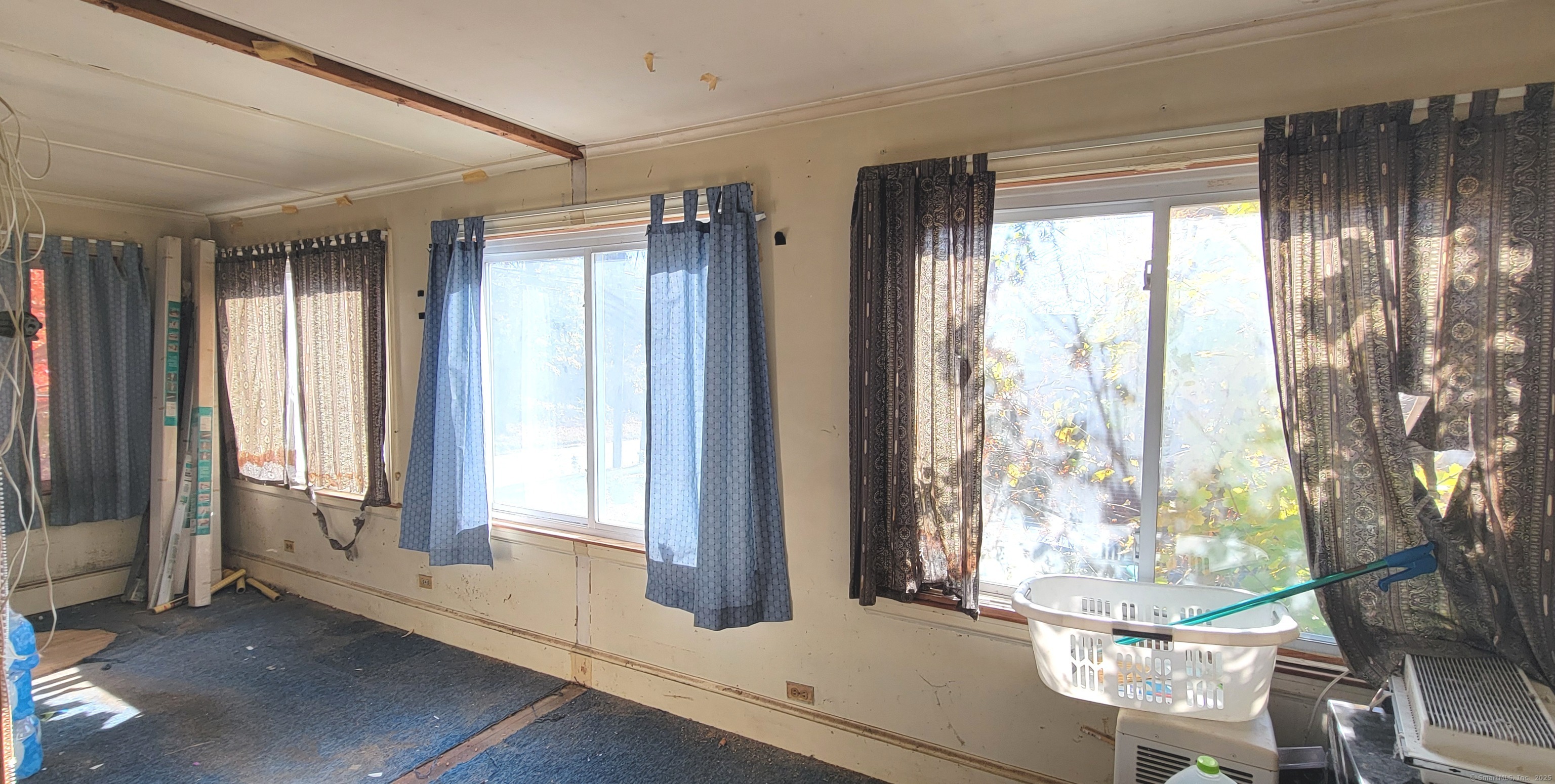 118 Bloomingdale Road Waterford, CT 06375 - Photo 14 of 29