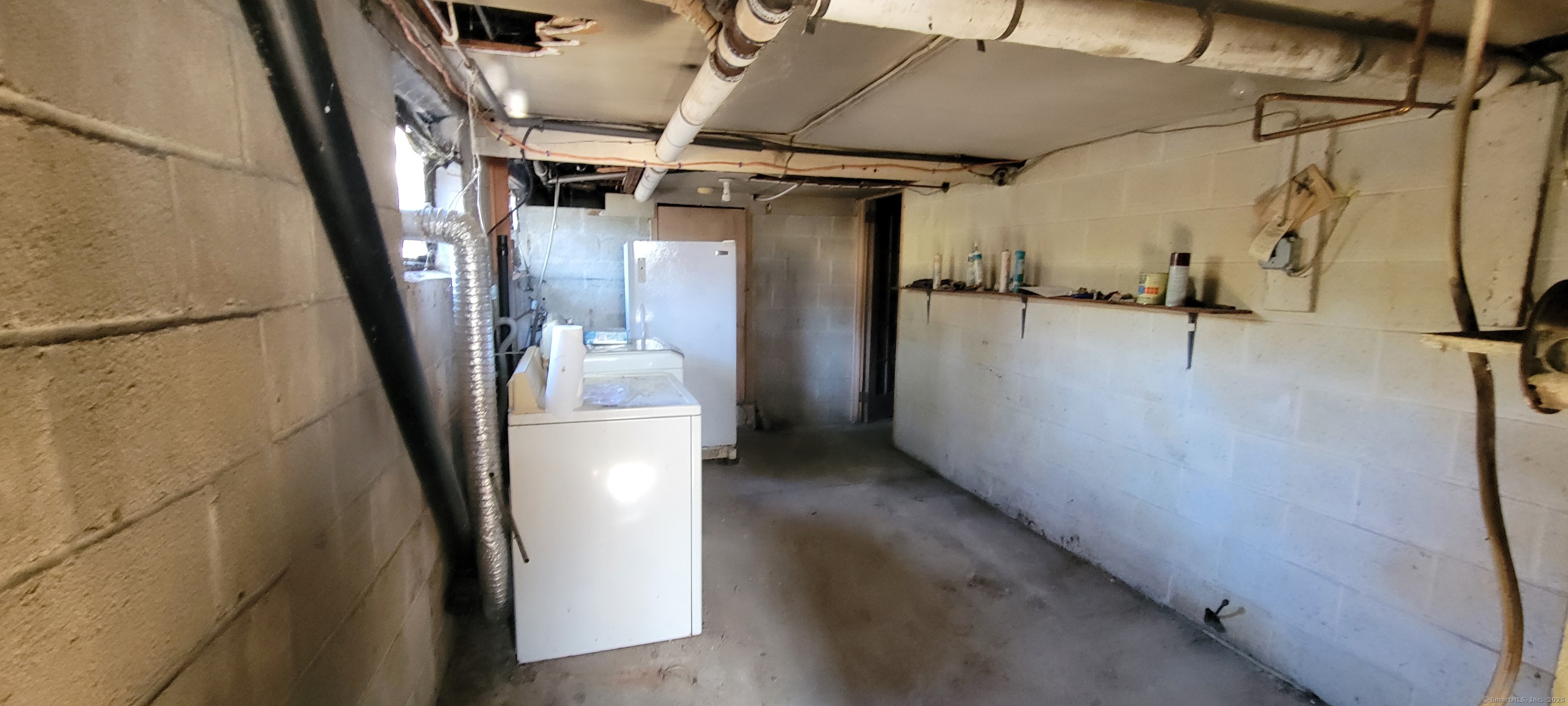 118 Bloomingdale Road Waterford, CT 06375 - Photo 21 of 29