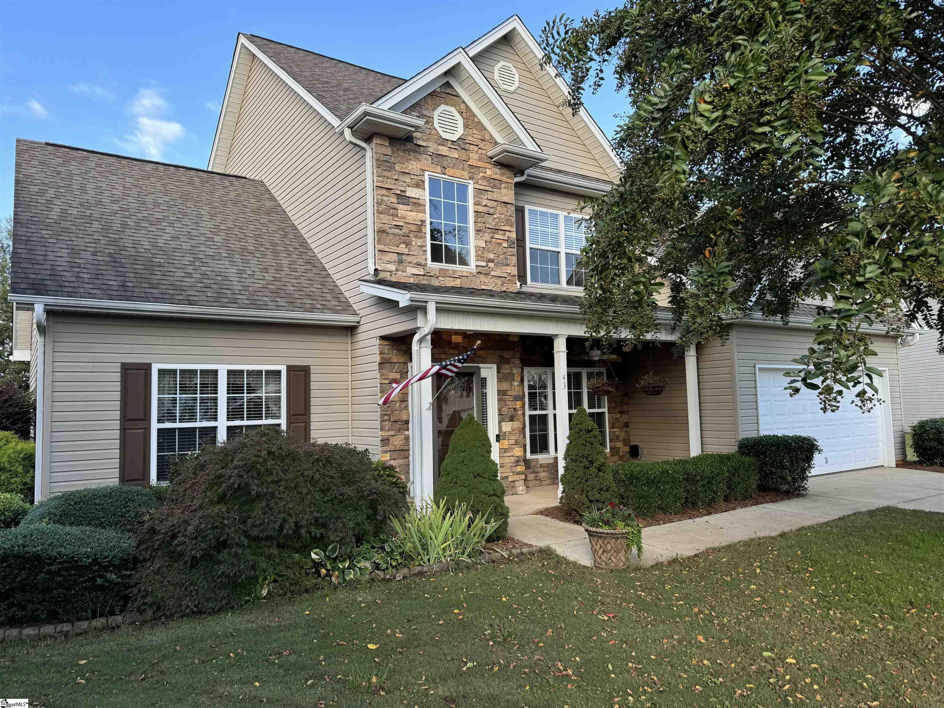 43 Hurshfield Court Taylors, SC 29687 - Photo 1 of 39