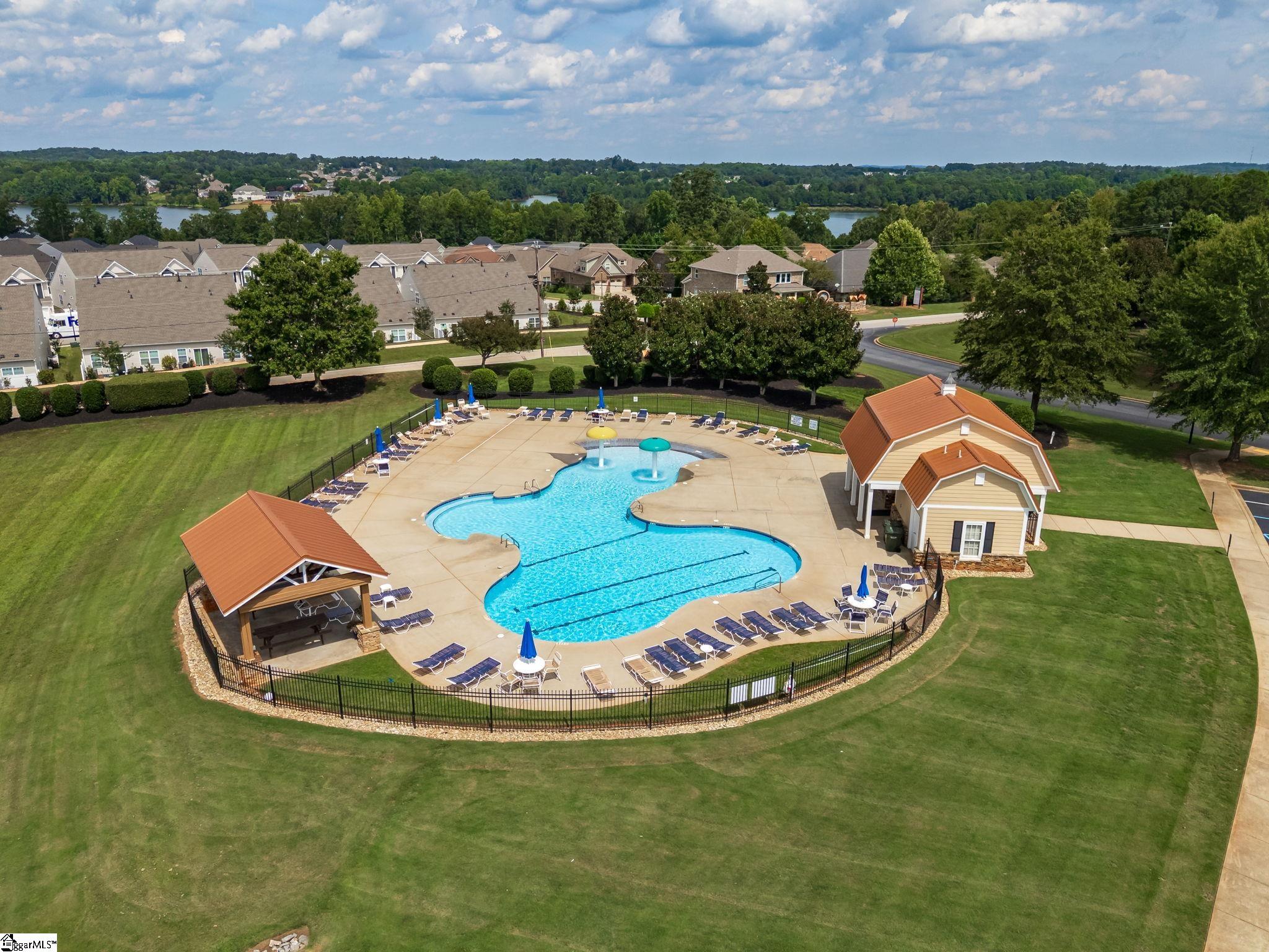 43 Hurshfield Court Taylors, SC 29687 - Photo 2 of 39