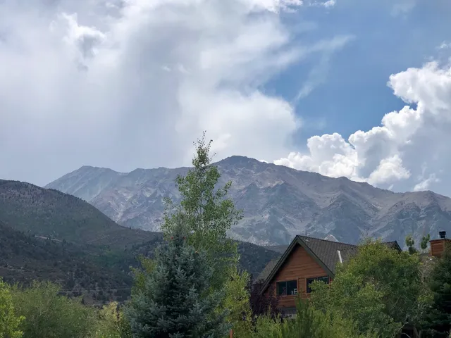 $169,000 | 36 Sierra Springs Drive, Unit 57, Mammoth Lakes, CA 93546