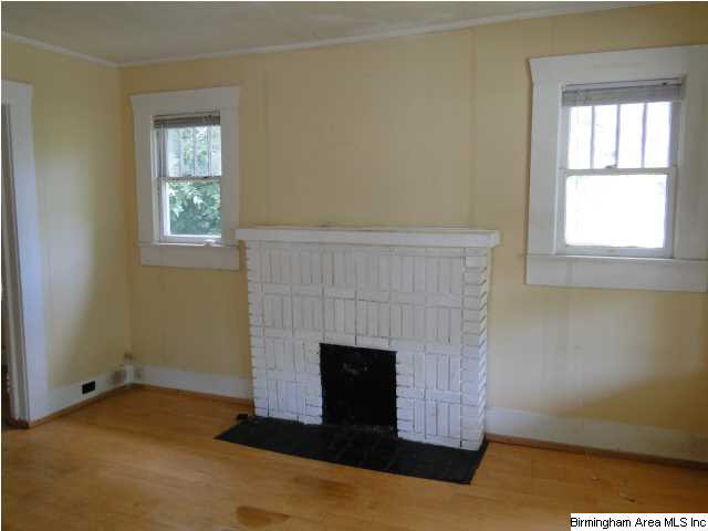 1321 Fulton Avenue Tarrant, AL 35217 - Photo 2 of 7