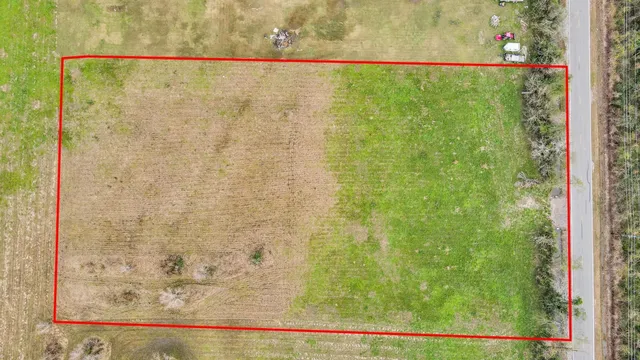 $130,000 | 1402 County Road 34, Angleton, TX 77515