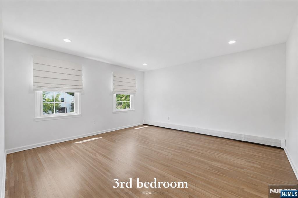 508 Tether Lane Paramus, NJ 07652 - Photo 25 of 47