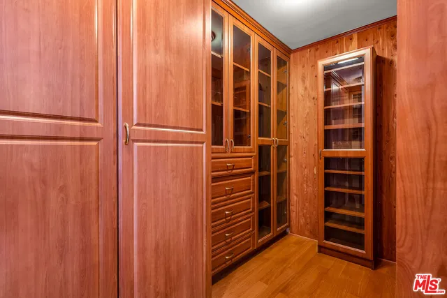 $20,000 | 11244 Briarcliff Lane, Studio City, CA 91604