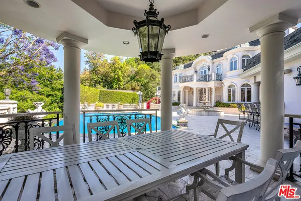 $20,000 | 11244 Briarcliff Lane, Studio City, CA 91604
