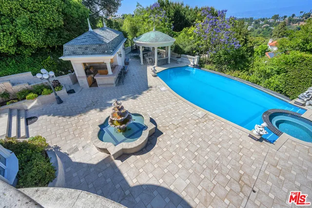 $20,000 | 11244 Briarcliff Lane, Studio City, CA 91604