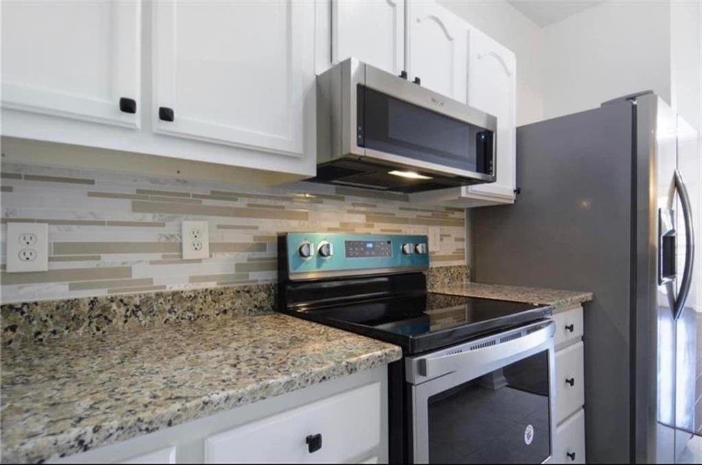 2700 Pine Tree Road Northeast, Unit 1306 Atlanta, GA 30324 - Photo 4 of 17 Gallery Image 4