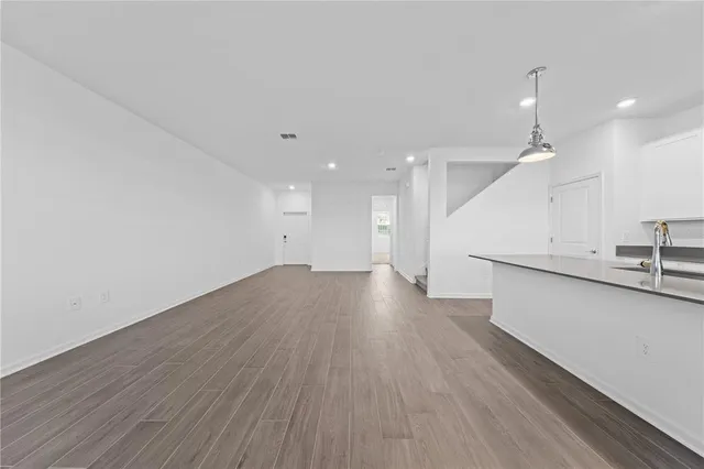 $2,800 | 15633 Water Spring Boulevard, Winter Garden, FL 34787