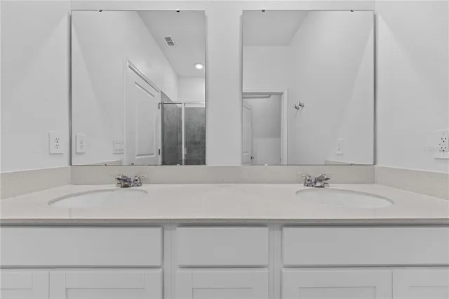 $2,800 | 15633 Water Spring Boulevard, Winter Garden, FL 34787