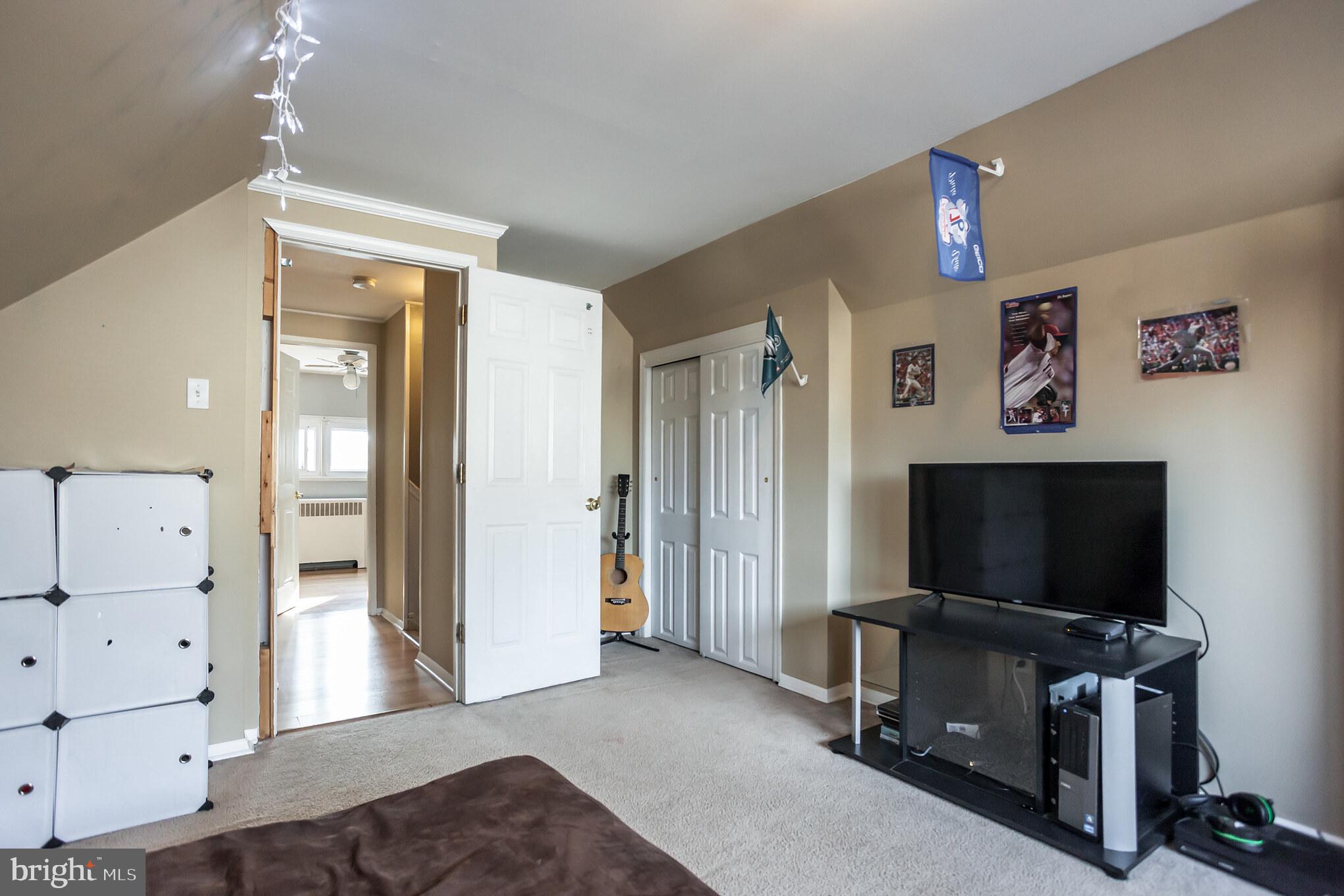 46 Queens Bridge Road Levittown, PA 19057 - Photo 24 of 29 Gallery Image 24