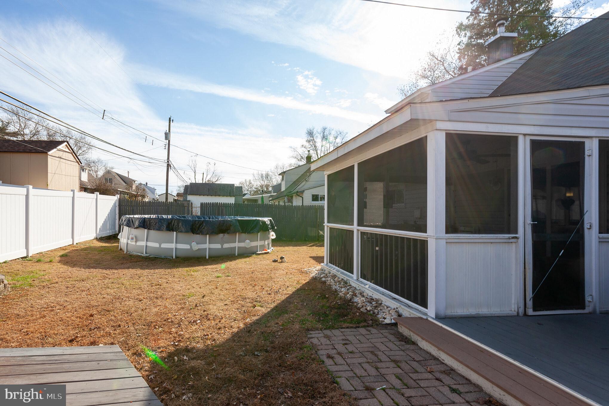 46 Queens Bridge Road Levittown, PA 19057 - Photo 28 of 29 Gallery Image 28