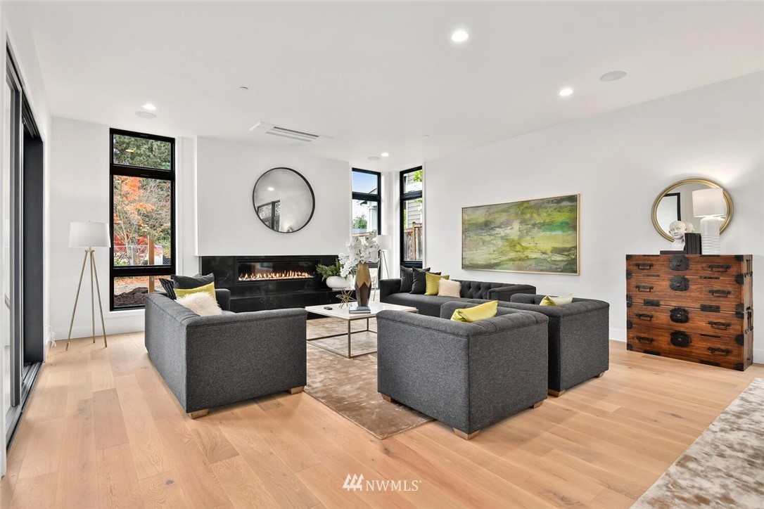 4605 108th Avenue Northeast Kirkland, WA 98033 - Photo 13 of 35