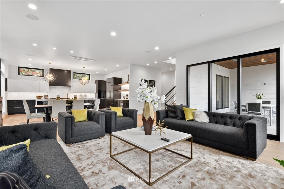 4605 108th Avenue Northeast Kirkland, WA 98033 - Photo 14 of 35