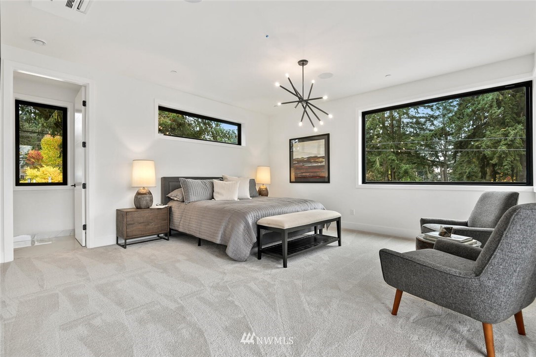 4605 108th Avenue Northeast Kirkland, WA 98033 - Photo 23 of 35