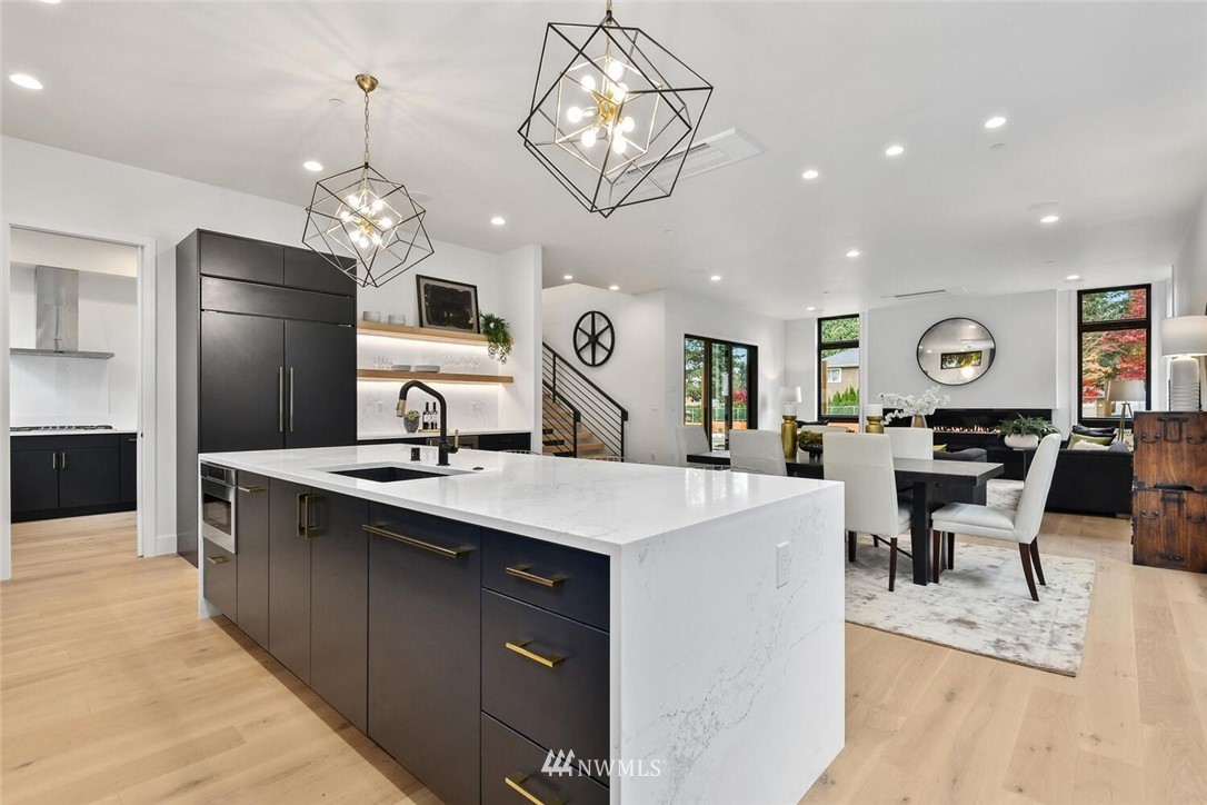 4605 108th Avenue Northeast Kirkland, WA 98033 - Photo 9 of 35