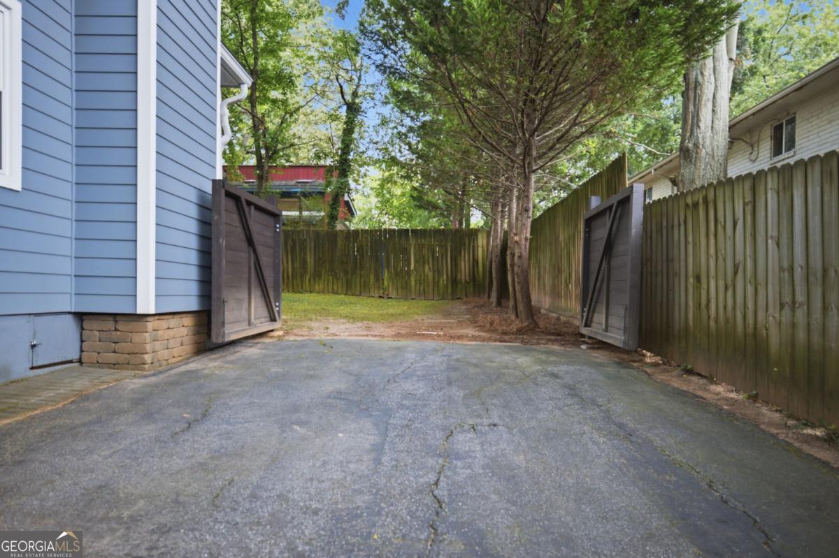 505 Oakdale Road Northeast, Unit 5 Atlanta, GA 30307 - Photo 59 of 62 Gallery Image 59