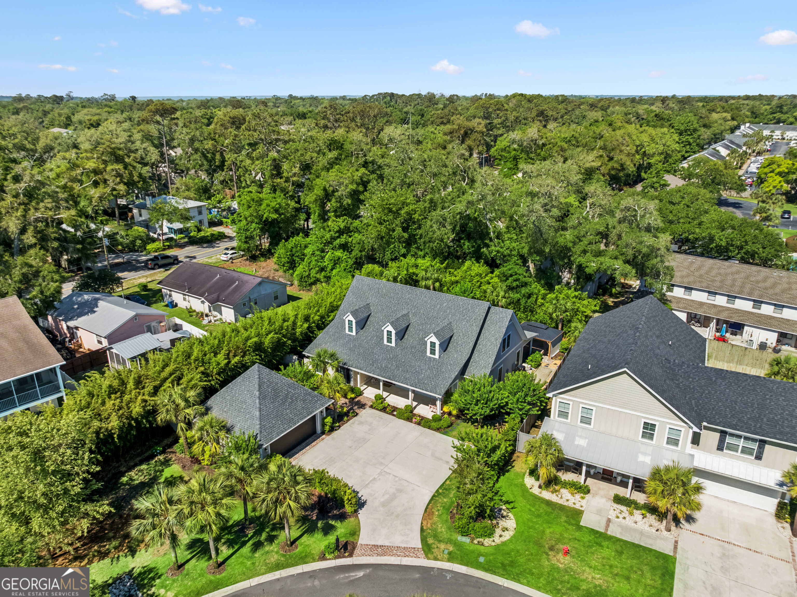 15 Couper Place St. Simons, GA 31522 - Photo 3 of 72