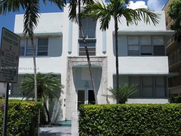 $1,700 | 900 Jefferson Avenue, Unit 4, Miami Beach, FL 33139