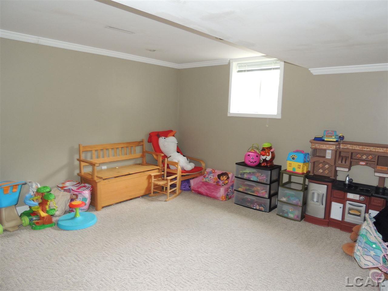 8153 Hyde Road Clarklake, MI 49234 - Photo 12 of 14 31327272-11.JPG