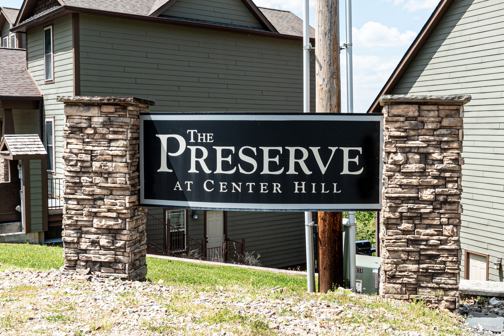 115 Vista Pt Road, Unit 115 Silver Point, TN 38582 - Photo 46 of 50 a sign on the side of a building