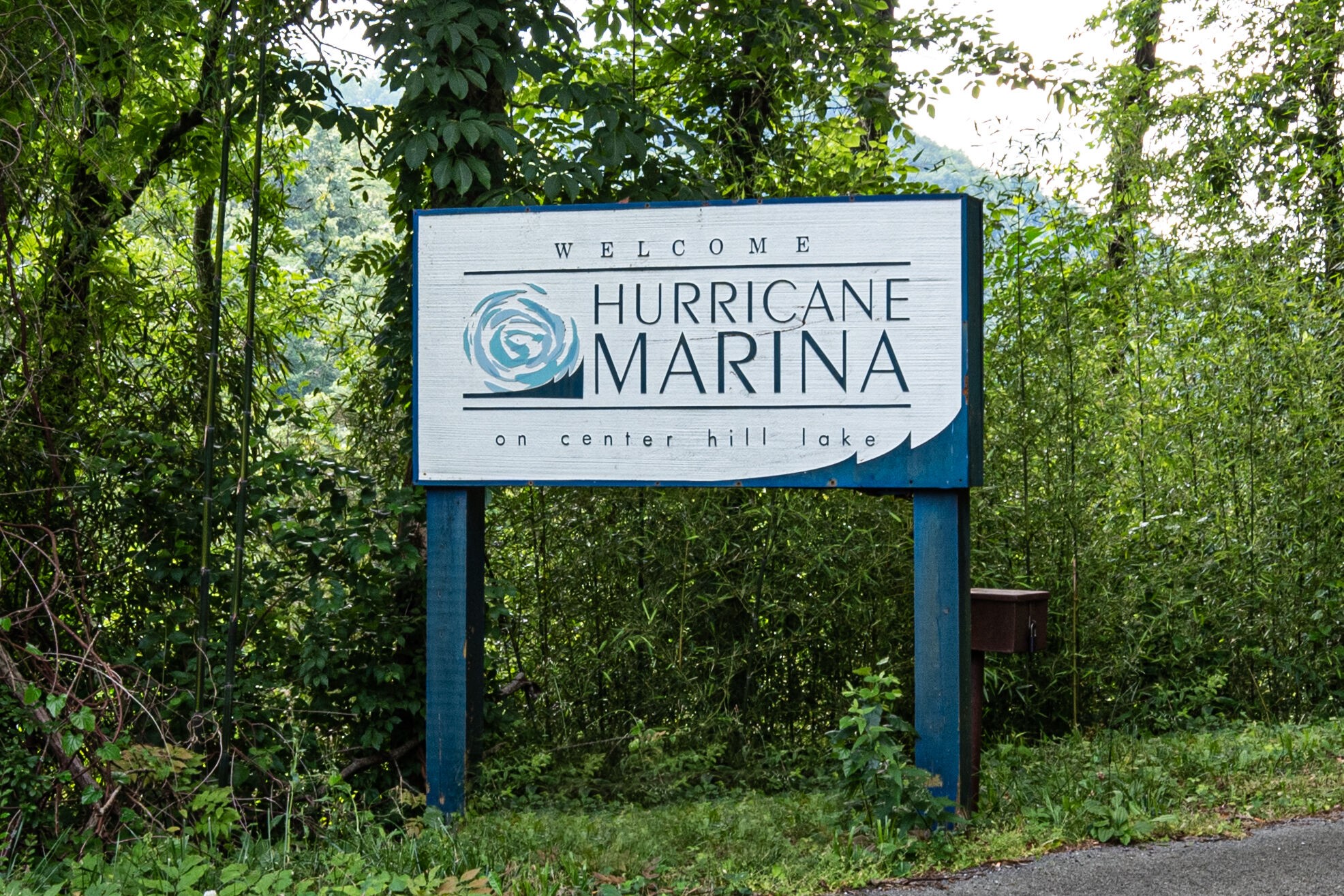 115 Vista Pt Road, Unit 115 Silver Point, TN 38582 - Photo 47 of 50 a sign on the side of a building