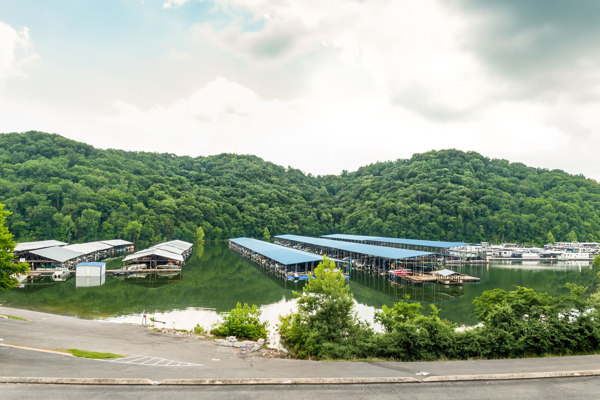 115 Vista Pt Road, Unit 115 Silver Point, TN 38582 - Photo 49 of 50 a view of an outdoor space with mountain view