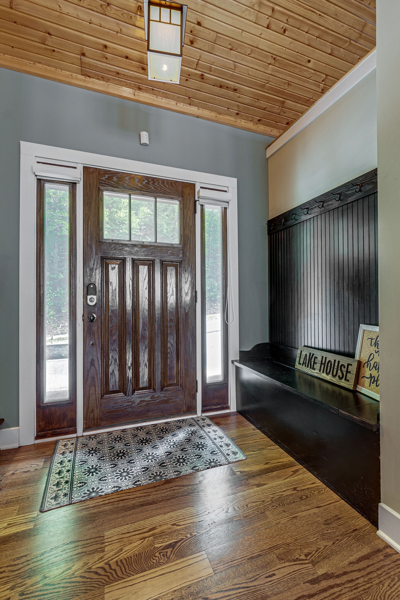 115 Vista Pt Road, Unit 115 Silver Point, TN 38582 - Photo 6 of 50 a view of a entryway of the house