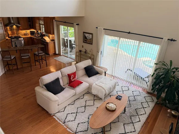 $4,000 | 9903 Hartwell Bridge Circle, Tampa, FL 33626