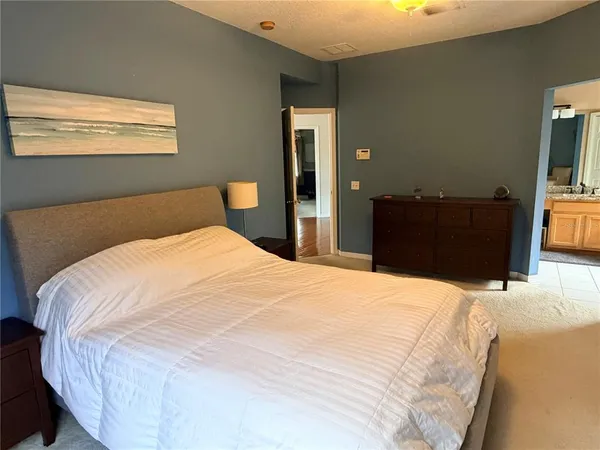 $4,000 | 9903 Hartwell Bridge Circle, Tampa, FL 33626