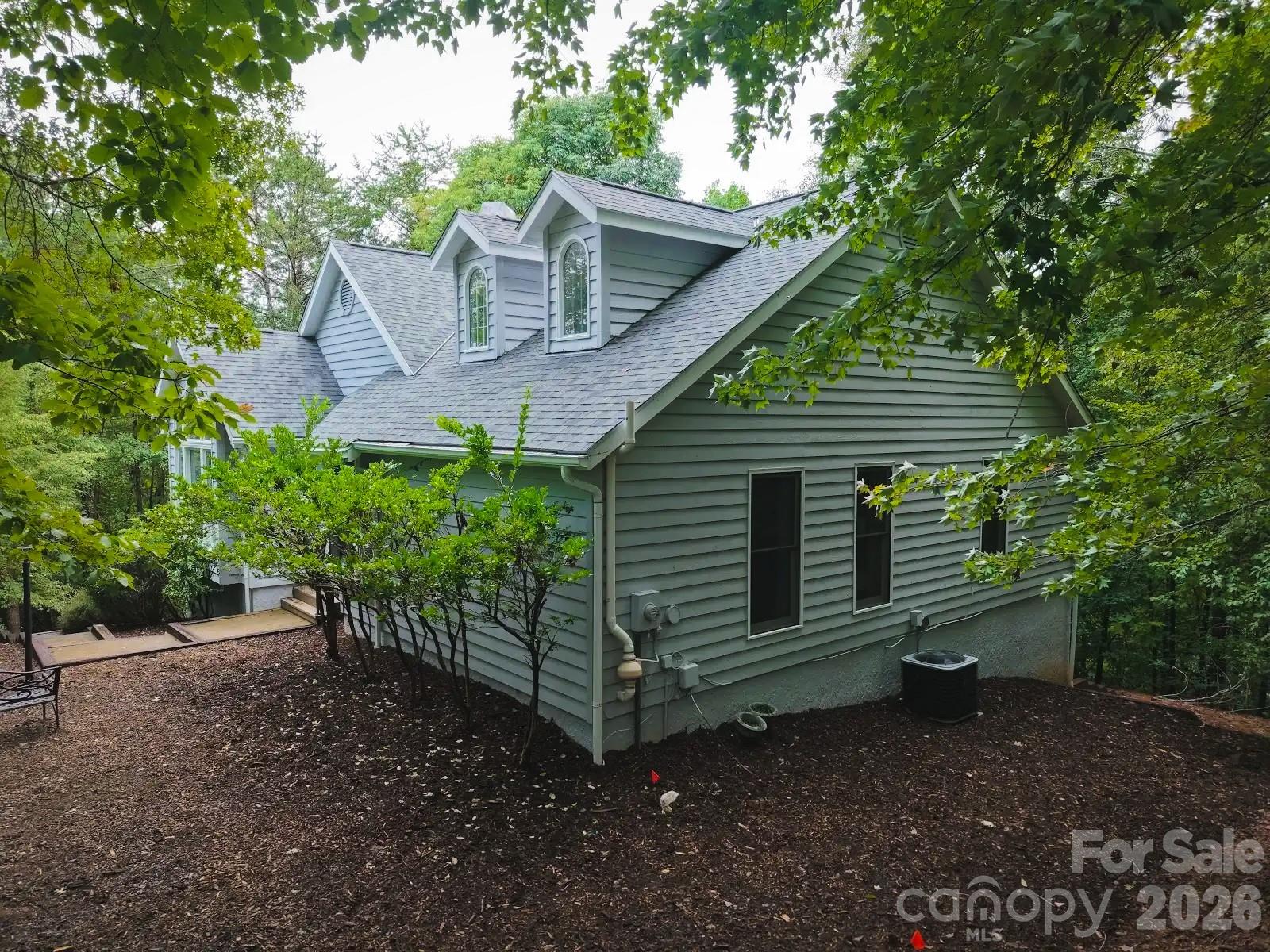 212 Ridgeway Road Lake Lure, NC 28746 - Photo 4 of 33 Gallery Image 4