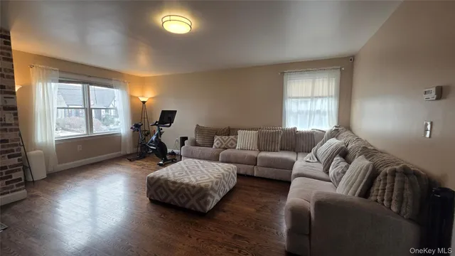 $5,000 | 65 Gibson Place, Unit L, Yonkers, NY 10705