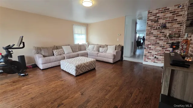 $5,000 | 65 Gibson Place, Unit L, Yonkers, NY 10705