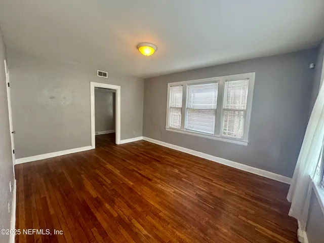 $1,125 | 2506 Park Street, Unit 10, Jacksonville, FL 32204